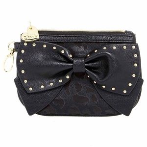 Betty Johnson Bow Coin Pouch (Small)